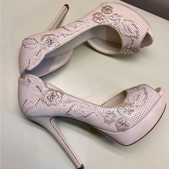 LORIBLU LEATHER MADE IN ITAKY Elegant Cream Peep-Toe Heels Swarovski crystals - Picture 13 of 15